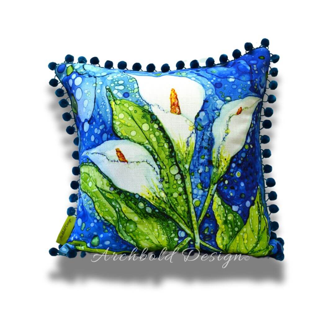 Lillies in rain Cushion