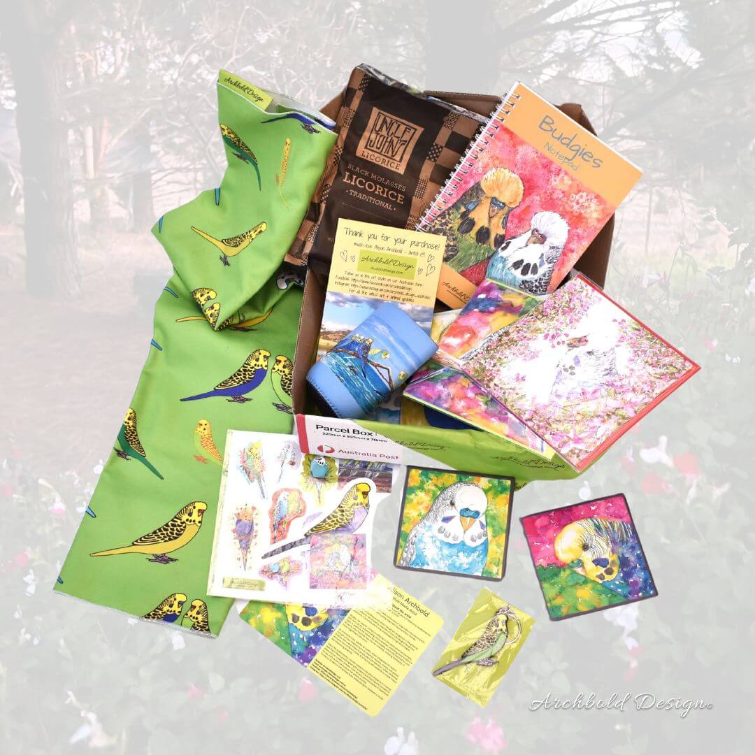 Green assorted budgie box